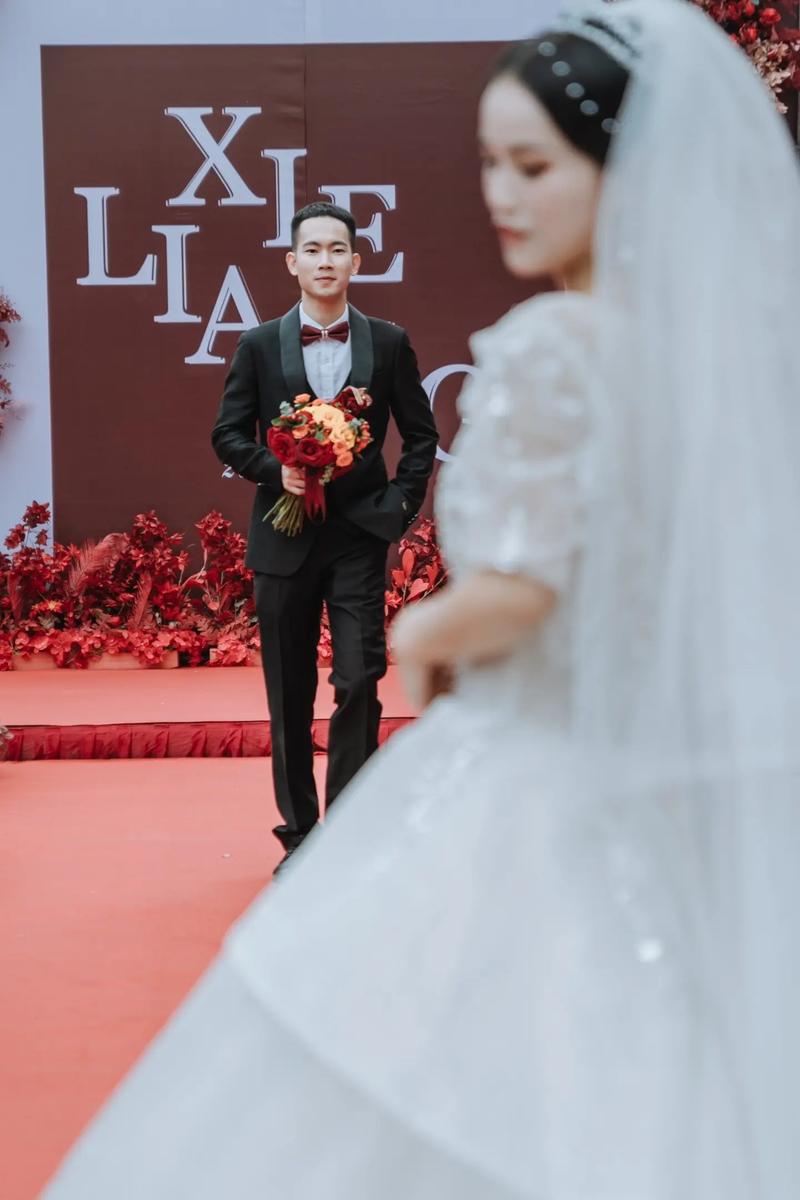 农村婚礼也能拍出高级感,婚庆一条龙服务婚礼跟拍照片!#出嫁那